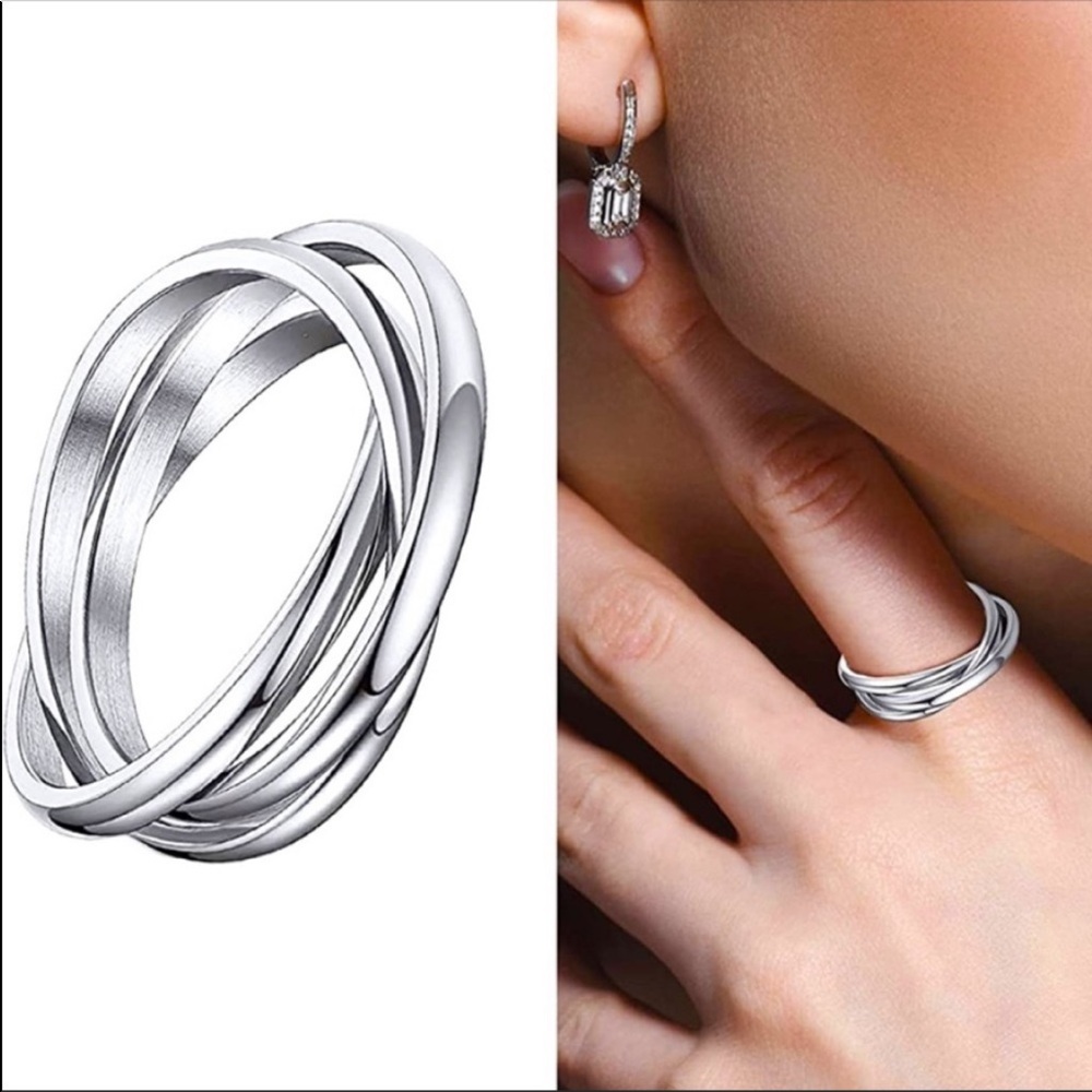 🦋3/$30🦋Stainless Steel Triple Interlocking Ring Fidget Band